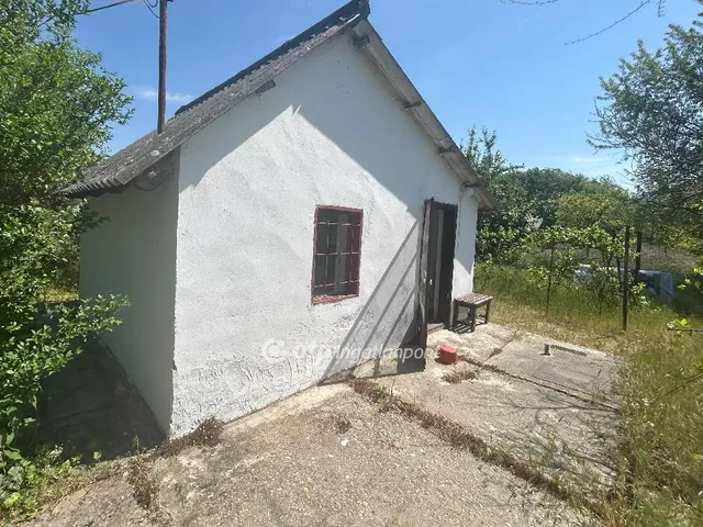Eladó telek Nagykőrös 4252 nm