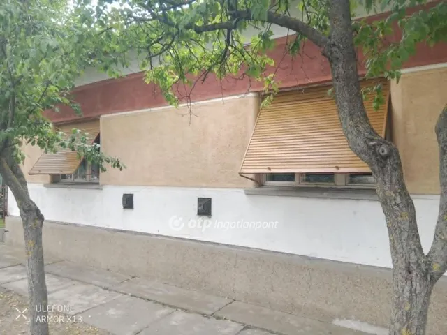 Eladó ház Csépa 83 nm