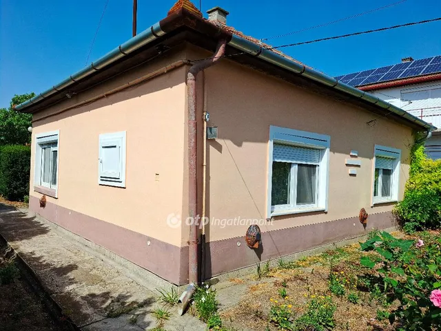 Eladó ház Békéscsaba, Belváros 100 nm
