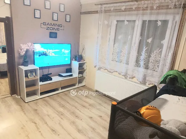 Eladó ház Kocsér 68 nm