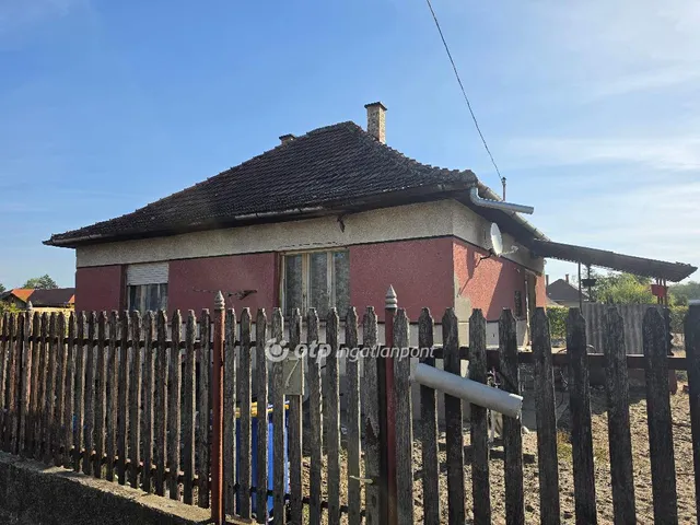 Eladó ház Nyársapát 82 nm