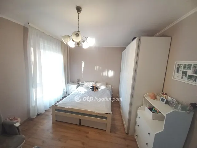 Eladó lakás Budapest XV. kerület 70 nm