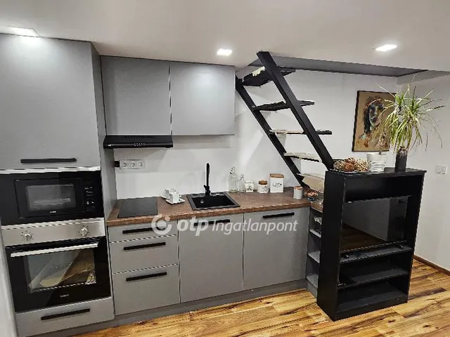 Eladó lakás Budapest VII. kerület 10 nm
