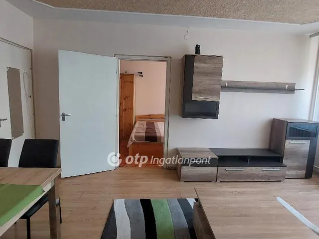 Eladó lakás Budapest X. kerület, Újhegy 49 nm