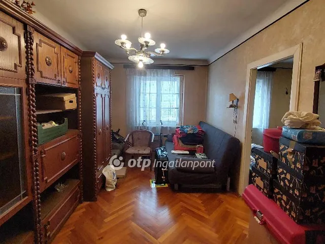 Eladó lakás Budapest X. kerület, Laposdűlő 77 nm