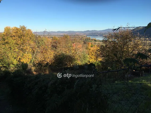 Eladó telek Dömös 845 nm