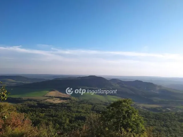 Eladó mezőgazdasági ingatlan Szanda 4986 nm