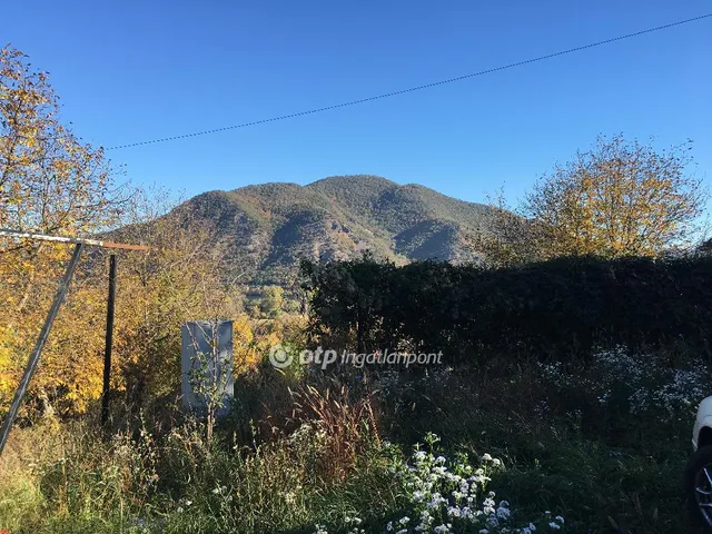 Eladó telek Dömös 845 nm