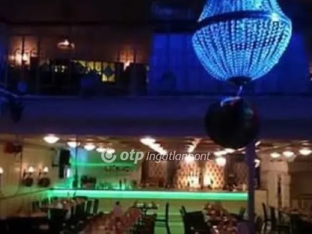 Eladó kereskedelmi és ipari ingatlan Budapest XVII. kerület, Rákoskeresztúr 533 nm