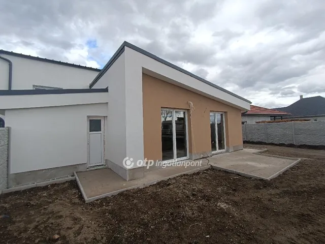 Eladó ház Seregélyes 107 nm