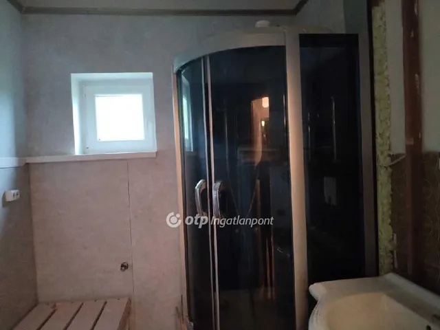 Eladó ház Enying 130 nm