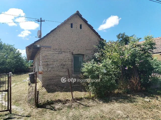 Eladó ház Csősz 48 nm