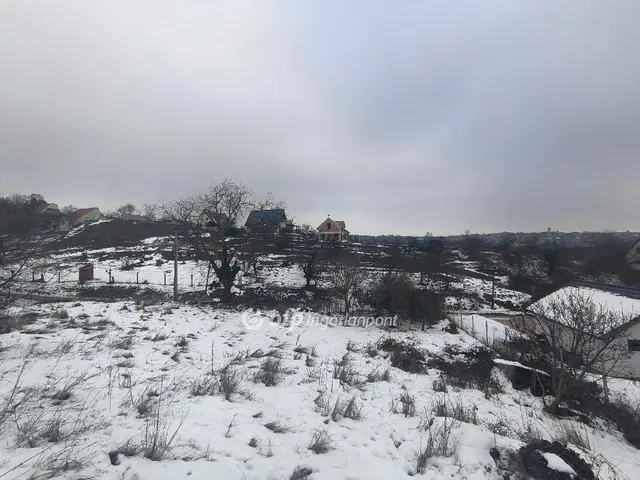 Eladó telek Sukoró 1100 nm