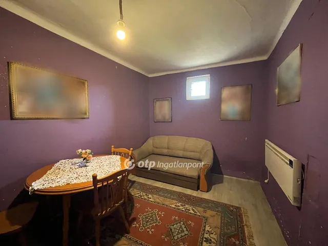 Eladó ház Alap 46 nm