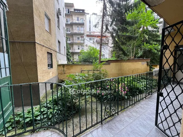 Eladó lakás Budapest XII. kerület 72 nm