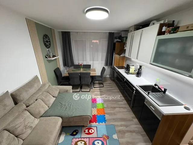 Eladó lakás Székesfehérvár, Palotaváros 49 nm