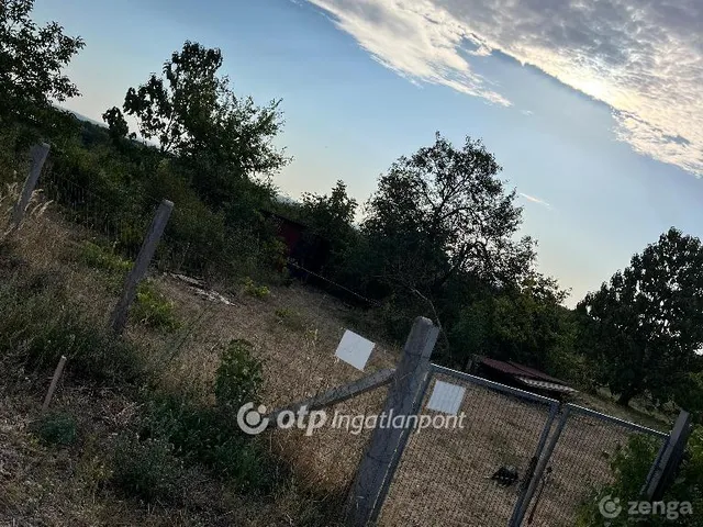 Eladó telek Kőszárhegy 2896 nm