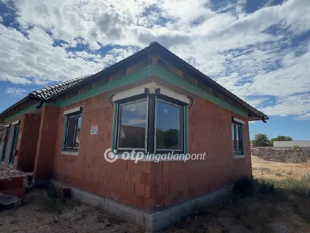Eladó ház Kiskunhalas 95 nm