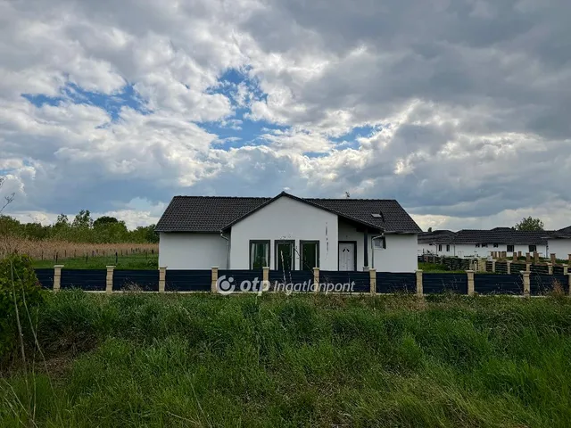 Eladó ház Ráckeve 103 nm