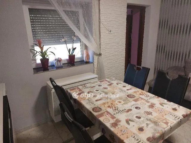 Eladó ház Izsák 58 nm