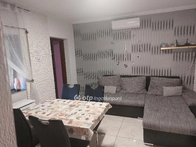 Eladó ház Izsák 58 nm