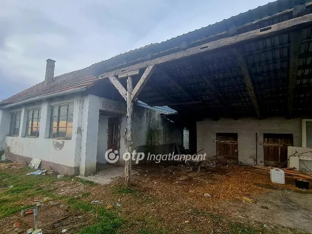 Eladó mezőgazdasági ingatlan Szakmár 58 nm