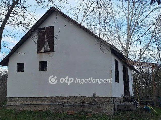 Eladó mezőgazdasági ingatlan Izsák 41 nm