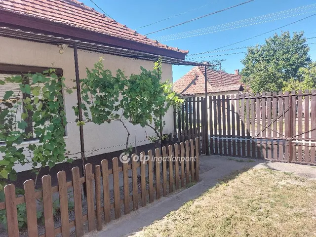 Eladó ház Szabadszállás 68 nm