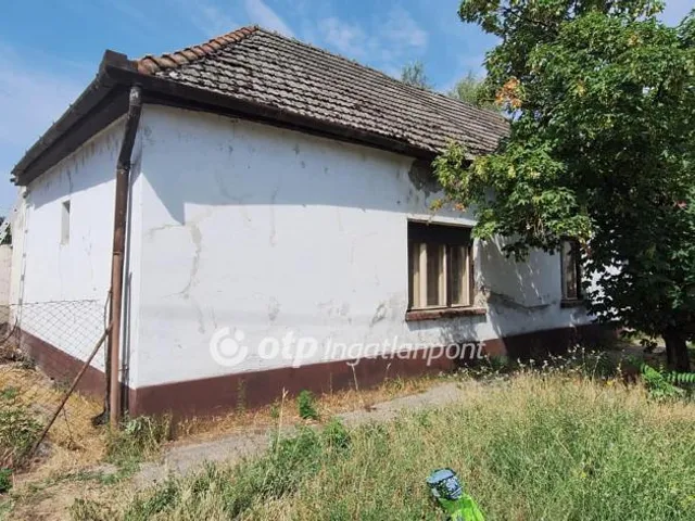 Eladó ház Csengőd 62 nm
