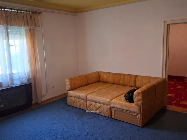 Eladó lakás Szabadszállás, Volt honvédségi objektum 49 nm