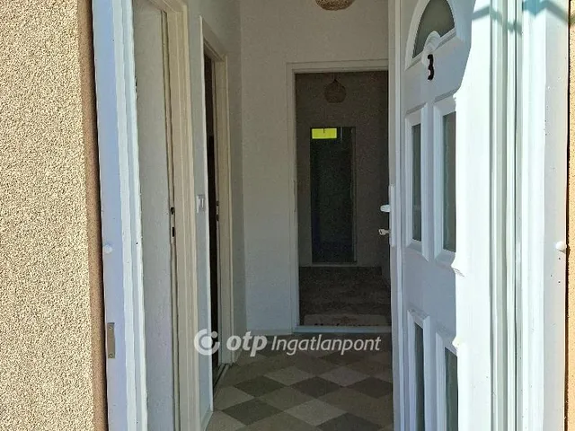 Eladó lakás Izsák 70 nm