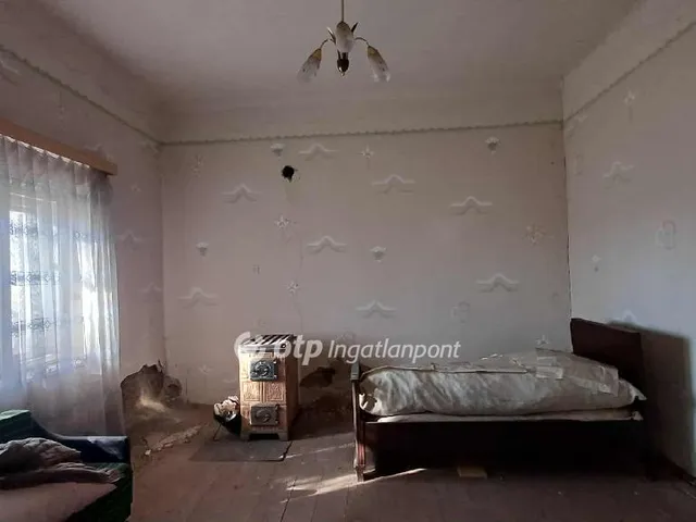 Eladó ház Kiskőrös 1 nm