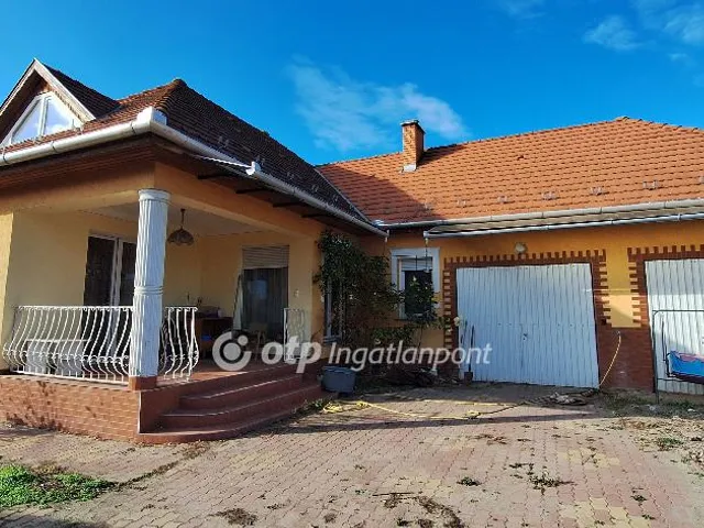 Eladó ház Kiskőrös 145 nm