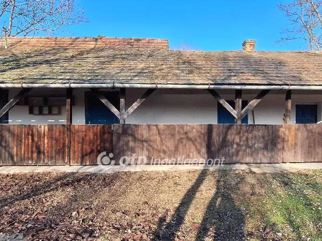 Eladó mezőgazdasági ingatlan Kiskőrös 60 nm