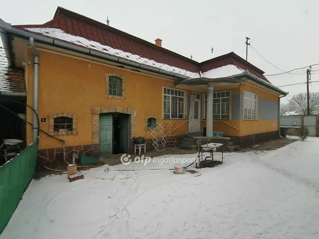 Eladó ház Kiskőrös 87 nm