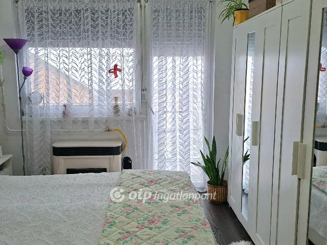 Eladó lakás Szabadszállás 68 nm