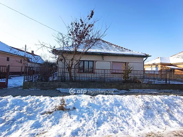 Eladó ház Pánd 100 nm