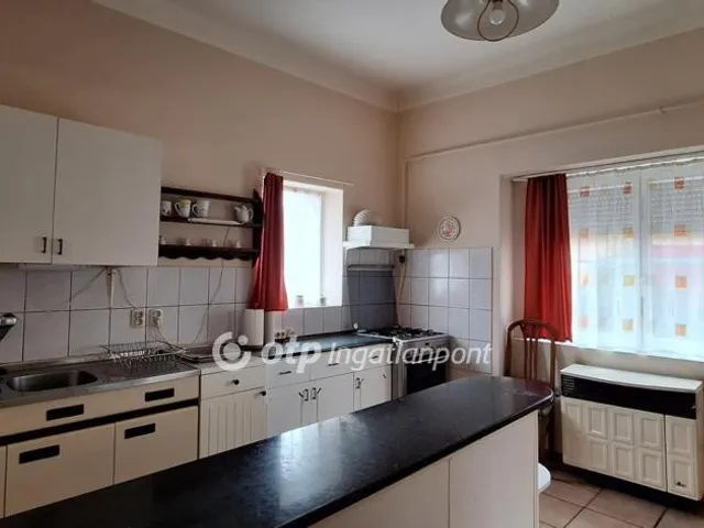 Eladó ház Csengőd 77 nm