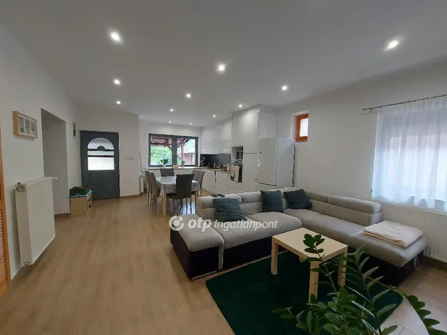 Eladó ház Kiskőrös 150 nm