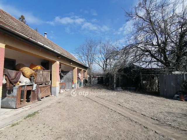 Eladó mezőgazdasági ingatlan Kiskőrös 46 nm