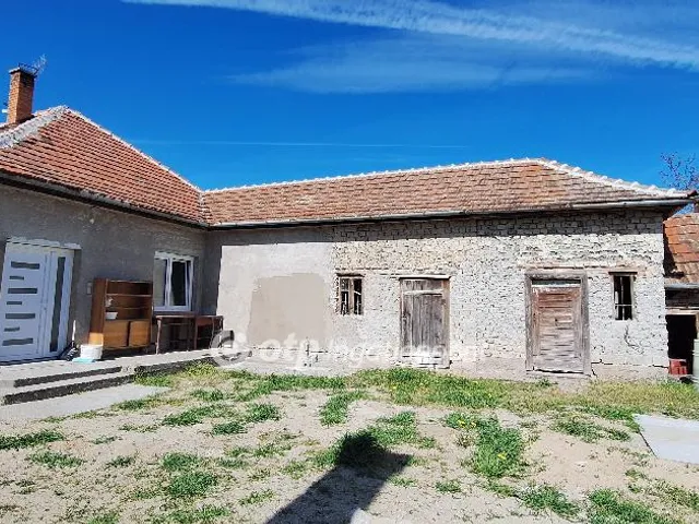 Eladó ház Kaskantyú 80 nm