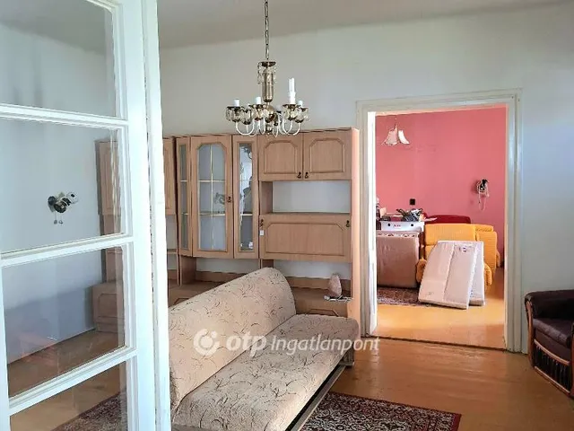 Eladó ház Izsák 84 nm