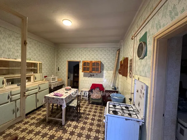 Eladó ház Bátya 100 nm