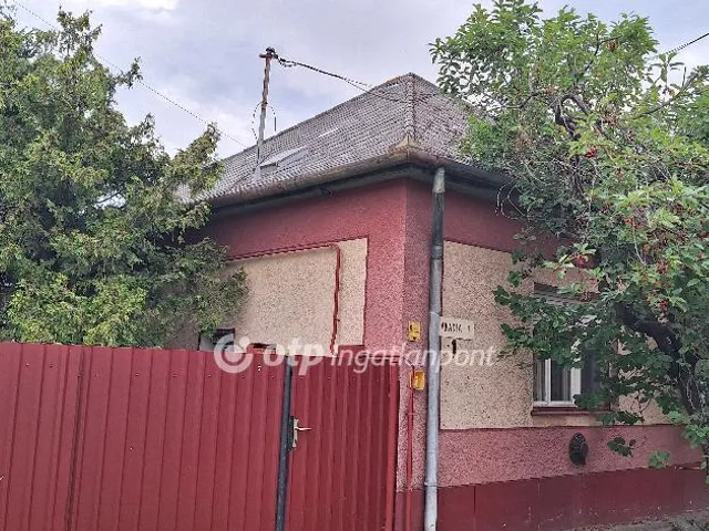 Eladó ház Akasztó 60 nm