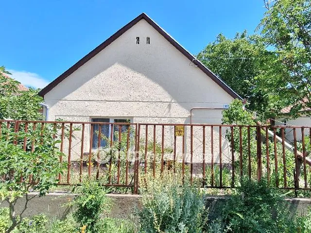 Eladó ház Csengőd 41 nm