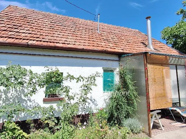 Eladó ház Csengőd 41 nm