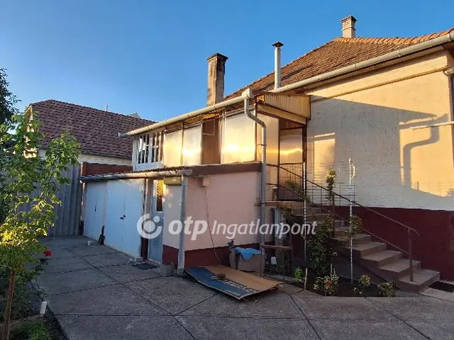 Eladó ház Kiskőrös 102 nm