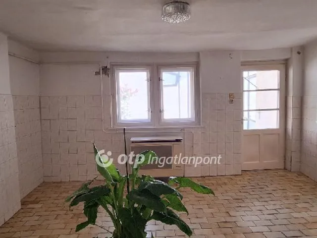 Eladó ház Kiskőrös 88 nm