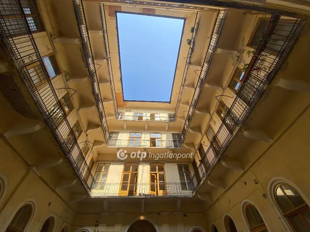 Eladó telek Budapest V. kerület, Belváros 766 nm