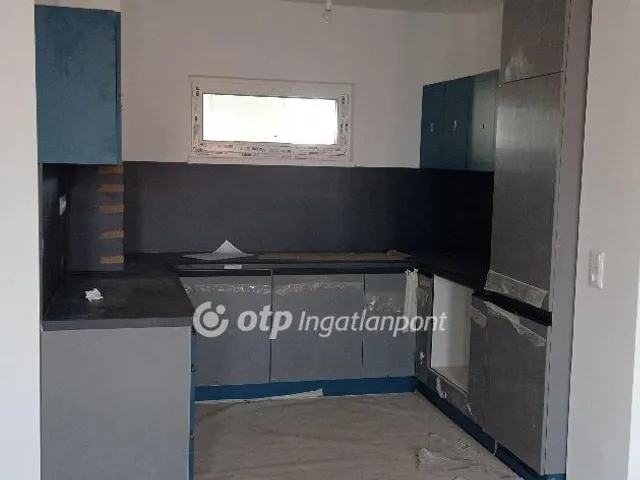 Eladó lakás Budapest XVIII. kerület, Gloriett-telep 65 nm